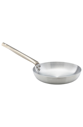 Genware Heavy Duty Omelette Pan 24cm